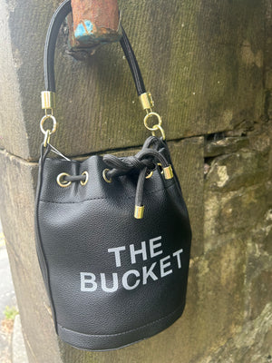 The Bucket Bag Small - Black