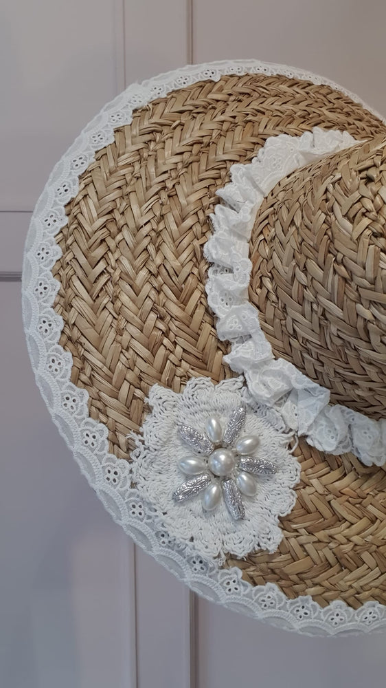 Beautiful Frill & Pearl Straw Sun Hat - Straw/Cream