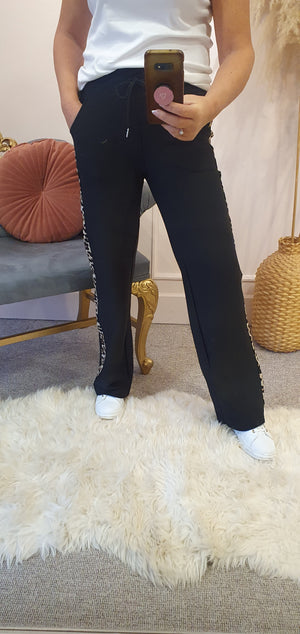 Wide Leopard Striped Lounge Pant - Black