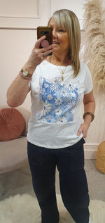 Daisy Design T Shirt - White/Blue