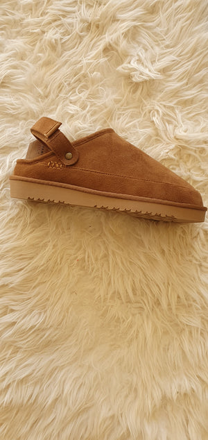 SALE Slipper - Chestnut