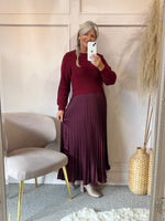 Jumper Top Pleated Skirt Dress - Burgundy