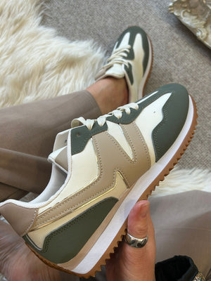 Balance Beige Flash Trainer - Green/Cream