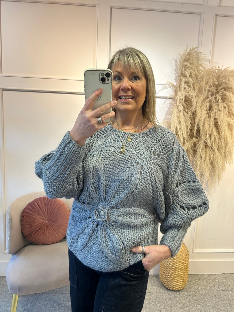 Chunky Knit Flower Pattern Jumper - Grey