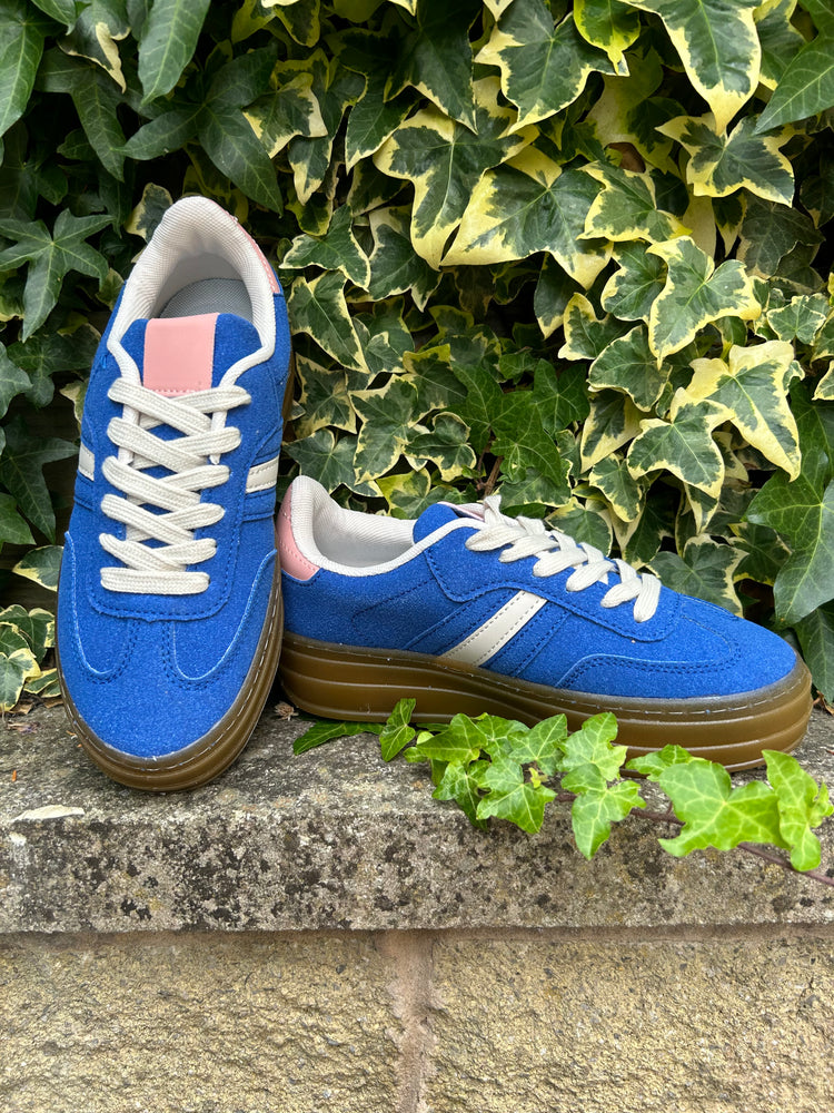 Sport Style Blue Flash Trainer - Blue