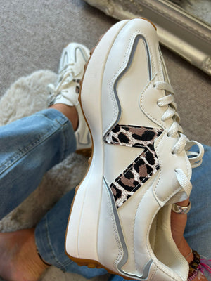 Balance Leopard Trainer - White