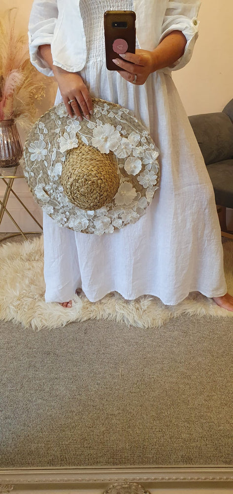 Beautiful Flower Applique & Pearl Sun Hat - Straw/Cream