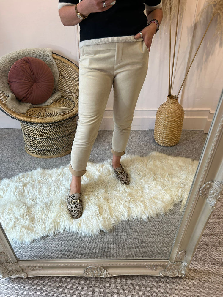 Soft Belted Jogger - Cream